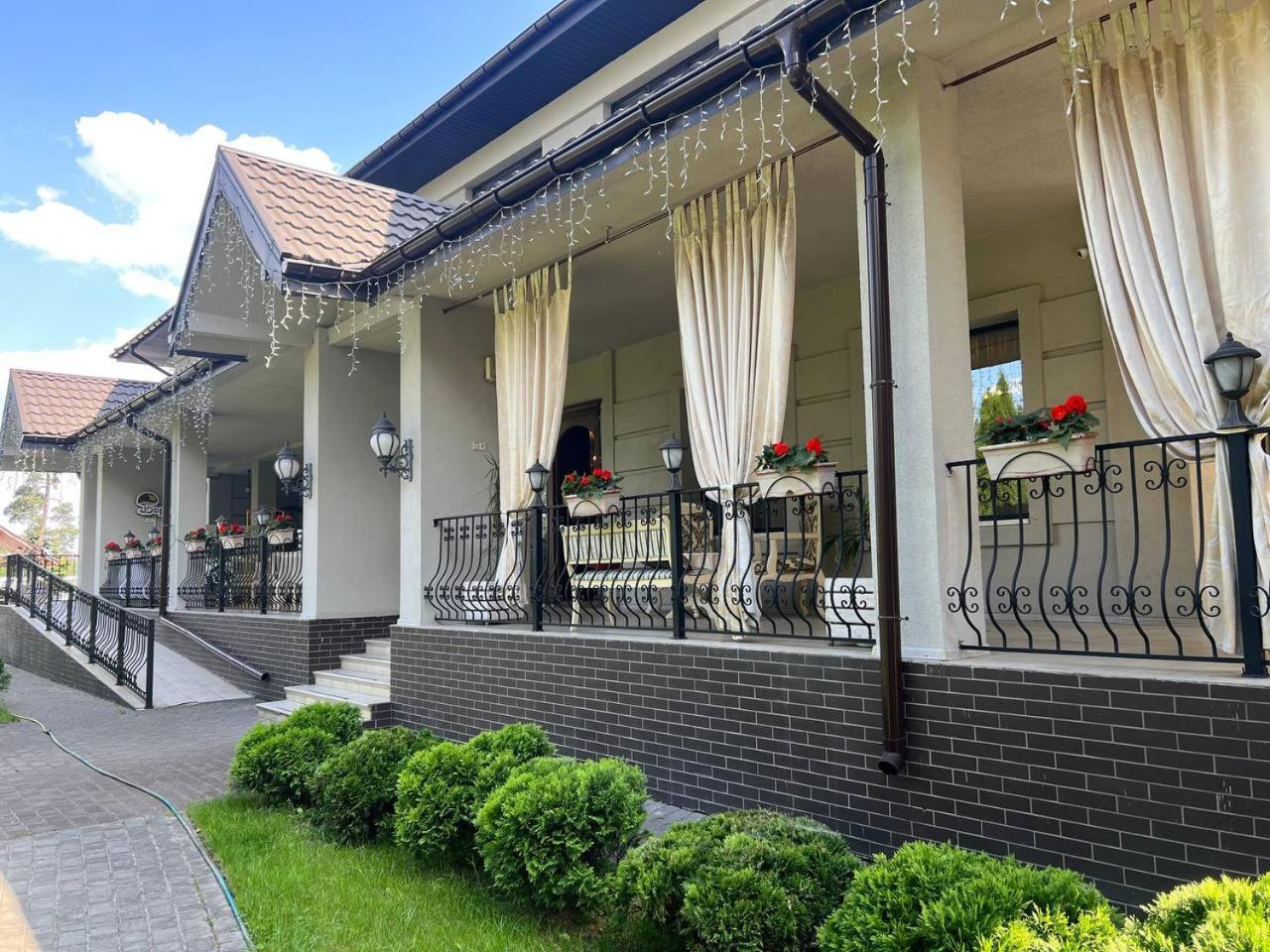 Borovik Hotel Novosilki Exterior foto